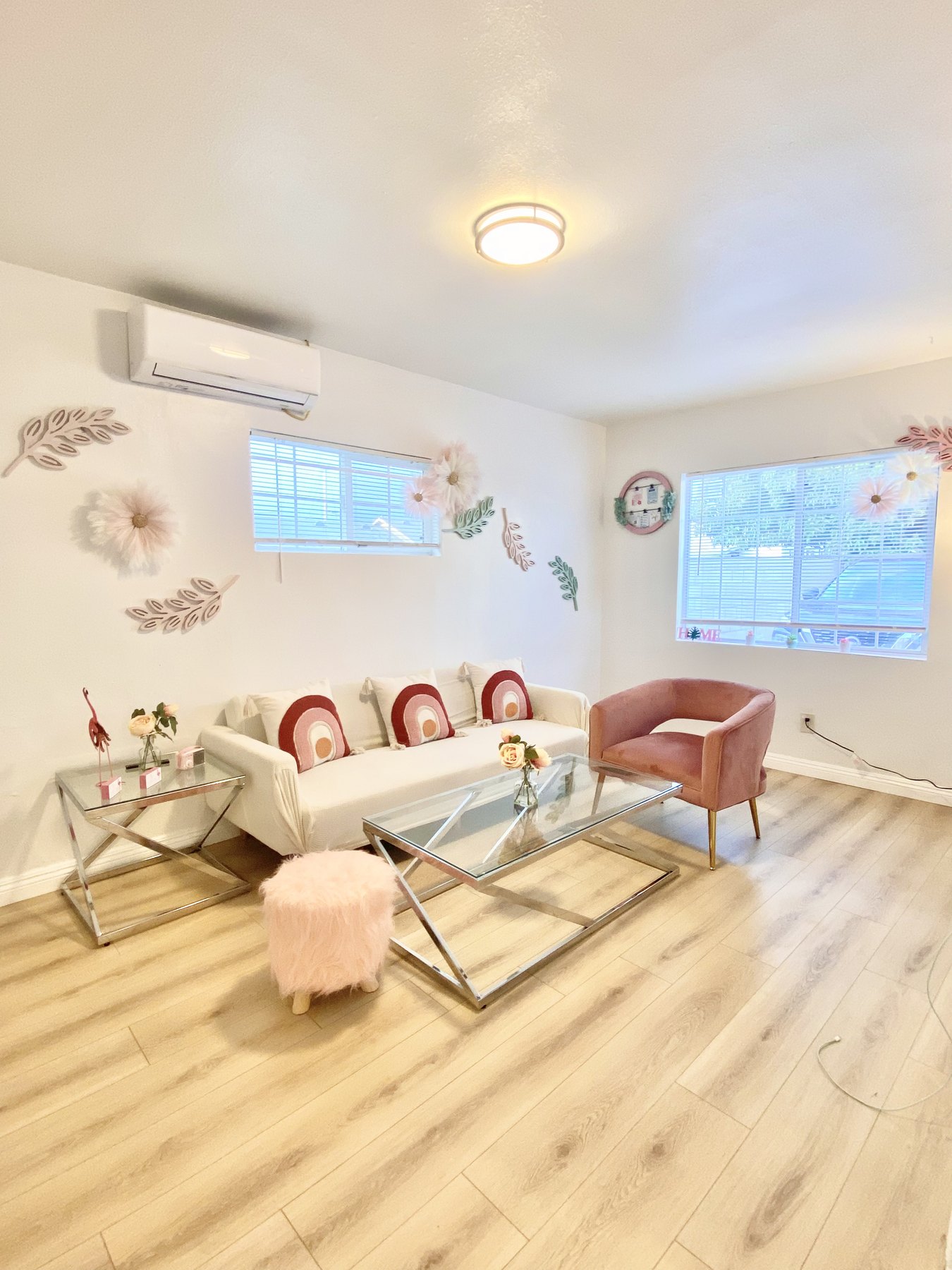 2BRs Pink Cute House near DTLA preview 3